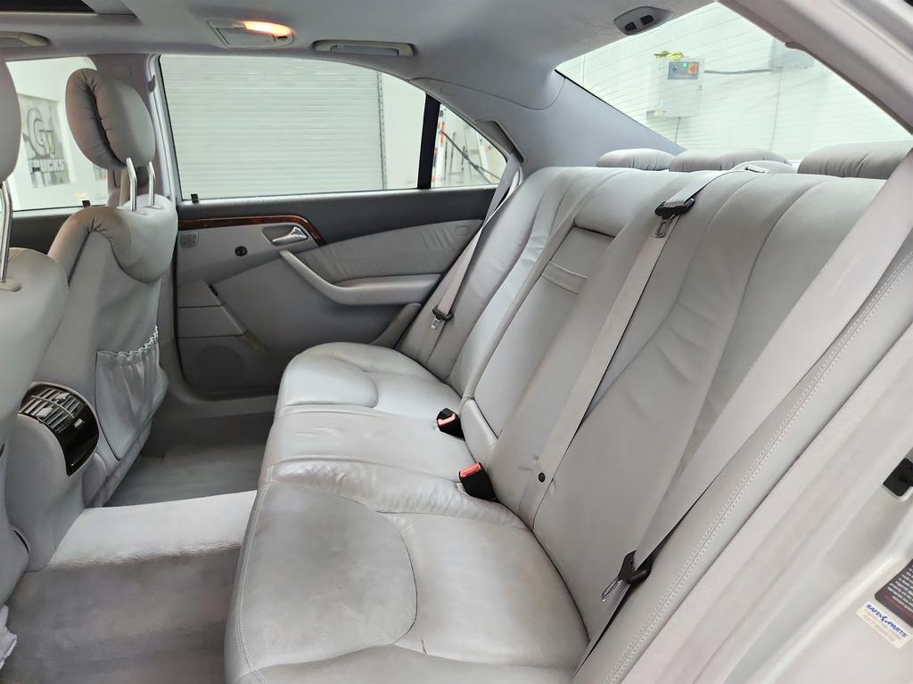 2000 Mercedes-Benz S-class - $5,795