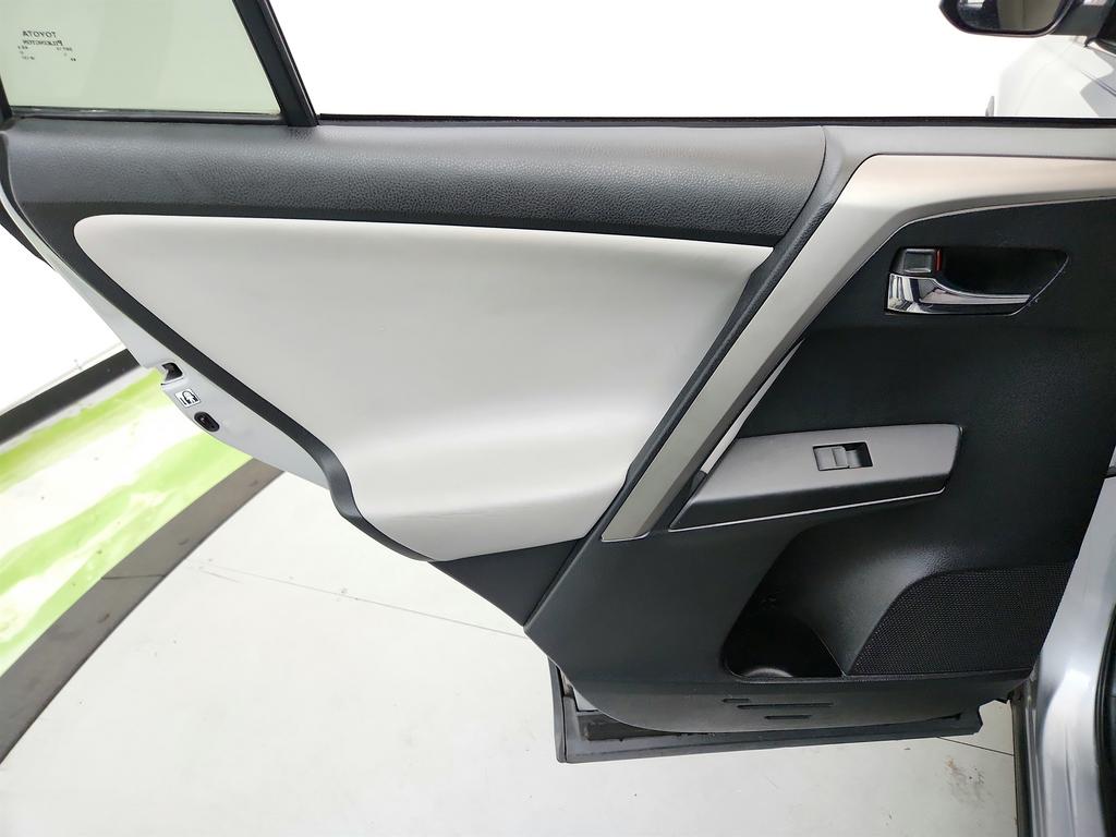 2016 Toyota RAV4 - $6,495