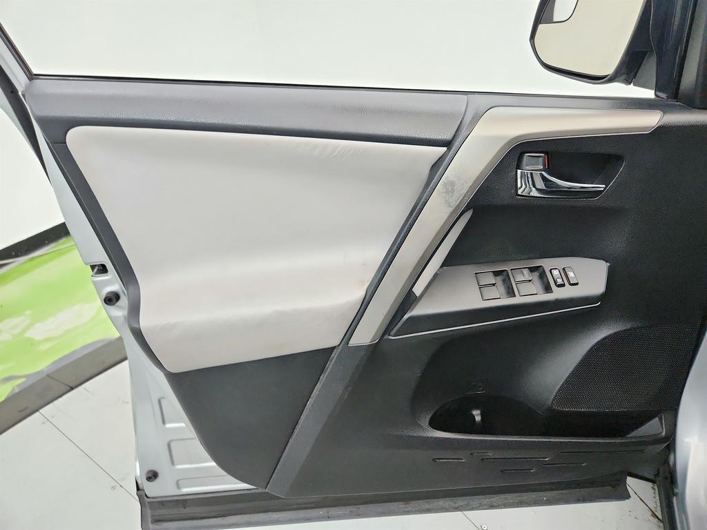 2016 Toyota RAV4 - $6,495