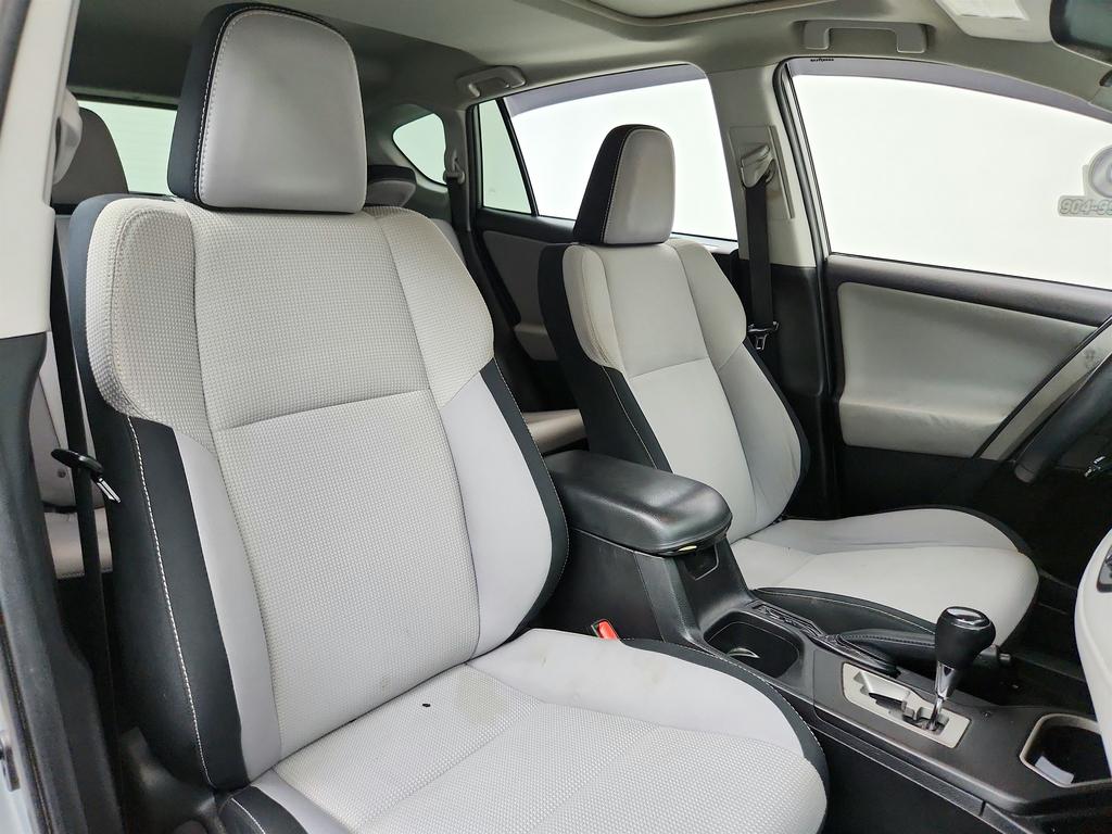 2016 Toyota RAV4 - $6,495