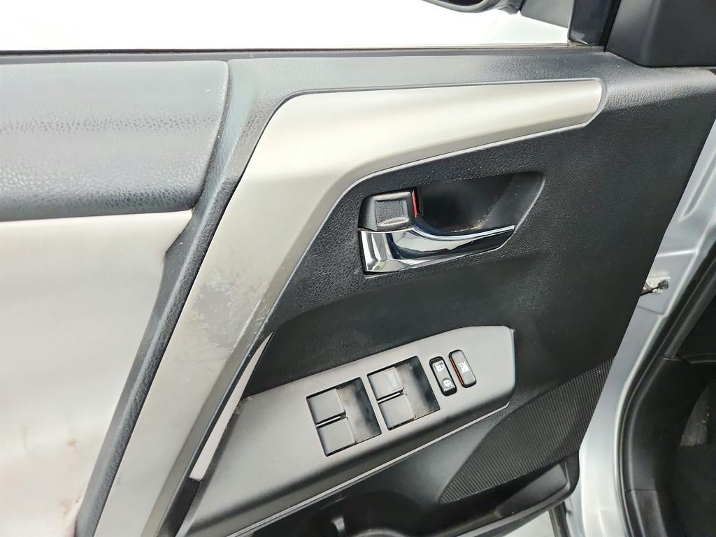 2016 Toyota RAV4 - $6,495