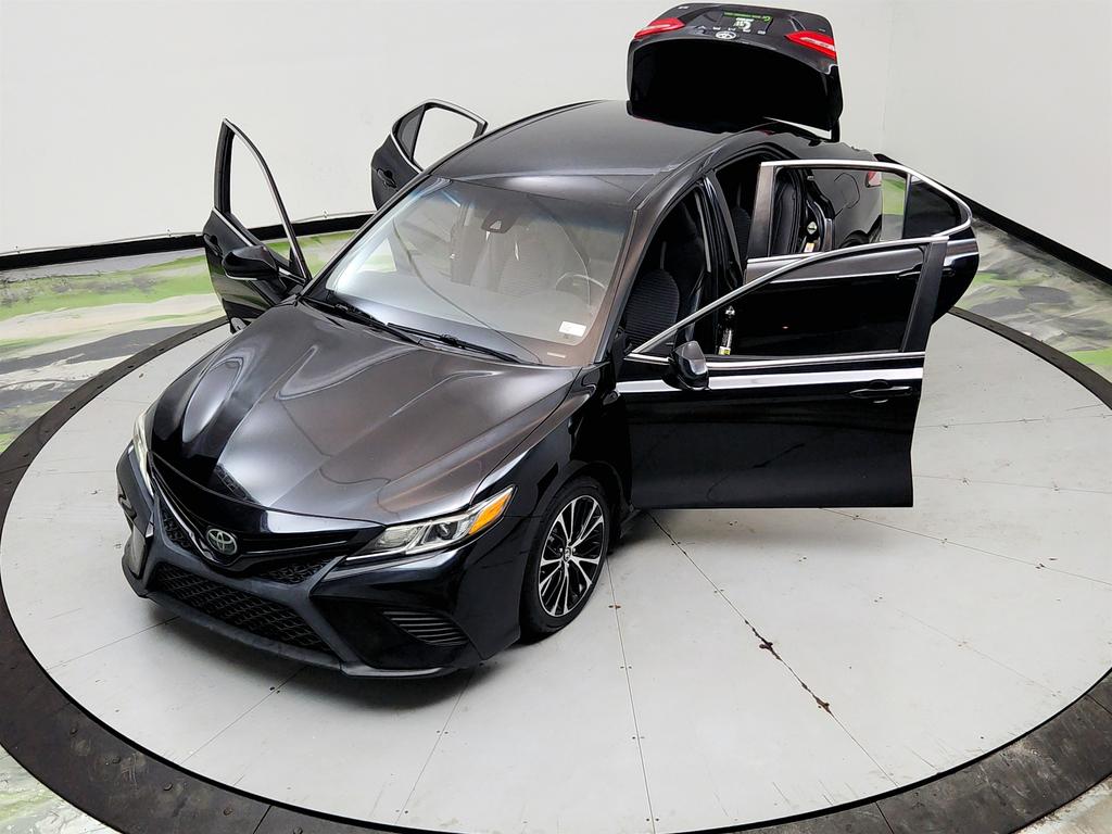 2018 Toyota Camry - $8,895