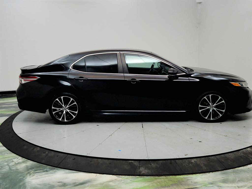 2018 Toyota Camry - $8,895