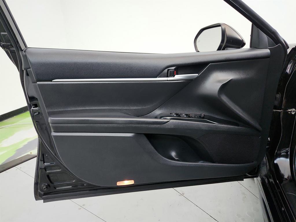 2018 Toyota Camry - $8,895