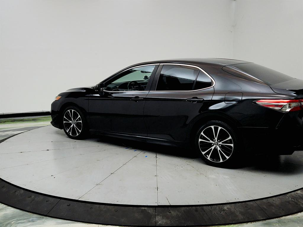 2018 Toyota Camry - $8,895