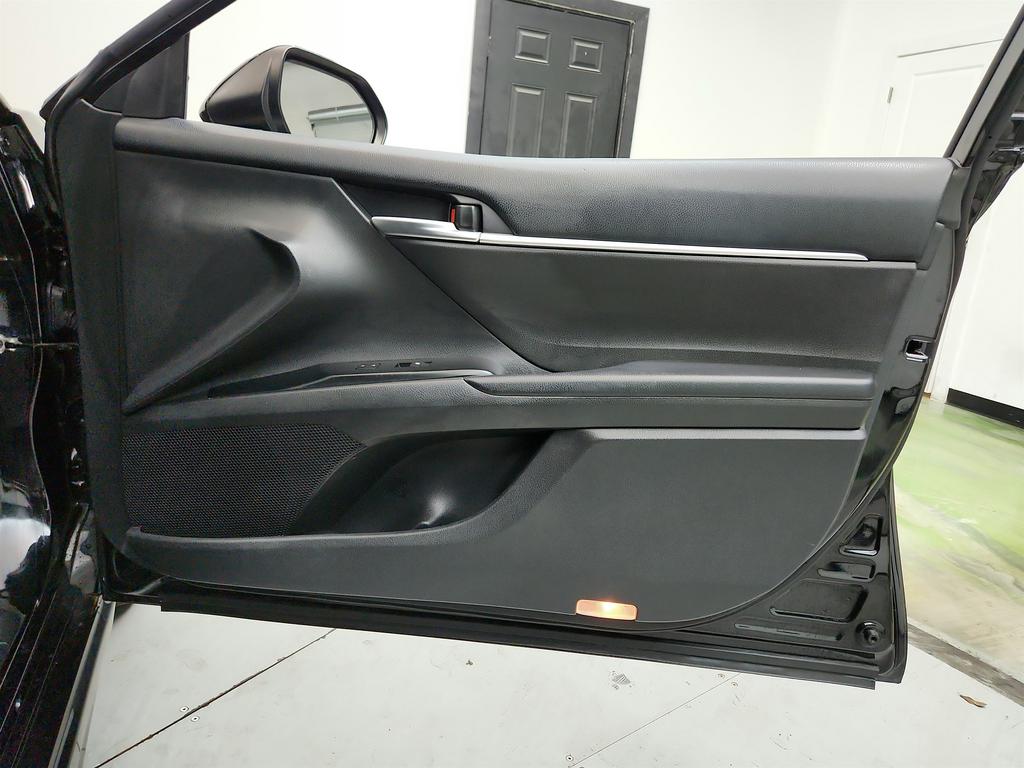 2018 Toyota Camry - $8,895