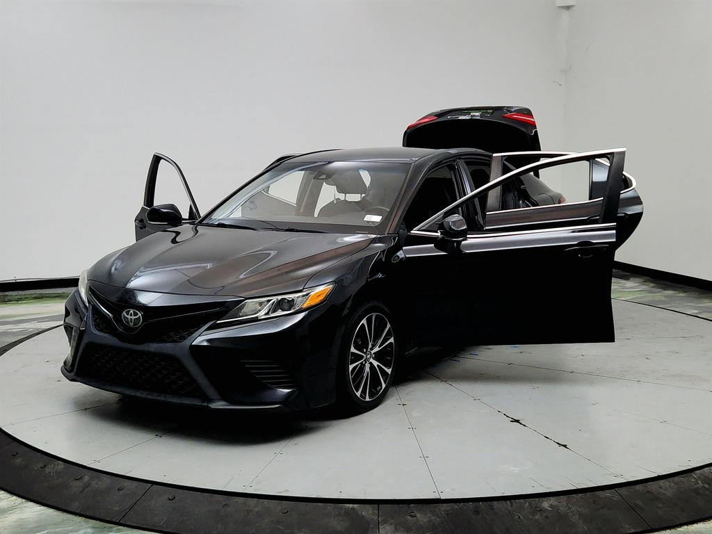 2018 Toyota Camry - $8,895