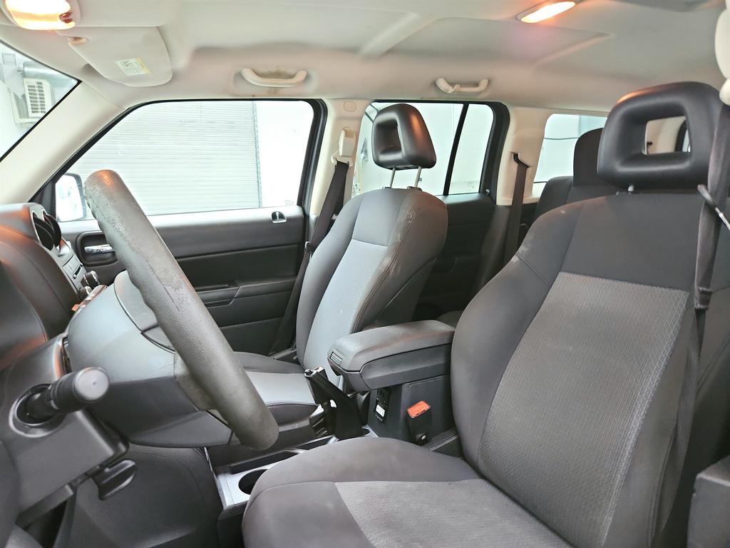 2009 Jeep Patriot - $2,195