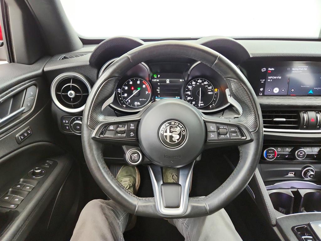 2022 Alfa Romeo Stelvio - $18,845