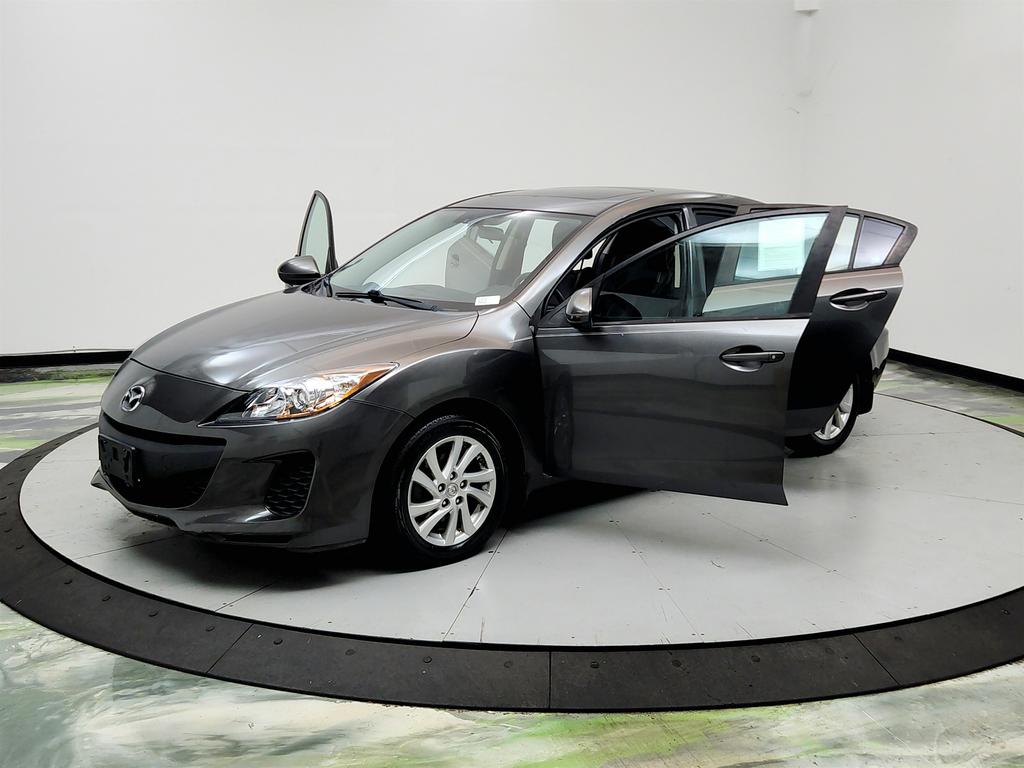 2012 MAZDA MAZDA3 - $4,590