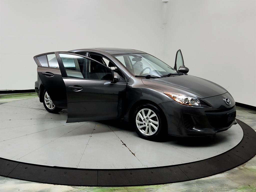 2012 MAZDA MAZDA3 - $4,590
