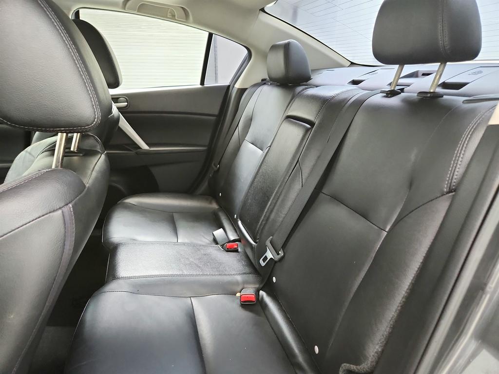 2012 MAZDA MAZDA3 - $4,590