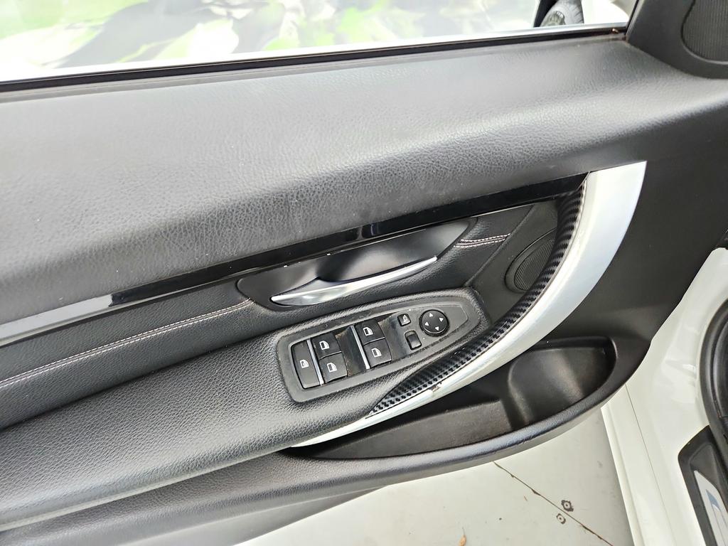 2017 BMW 330i - $7,550