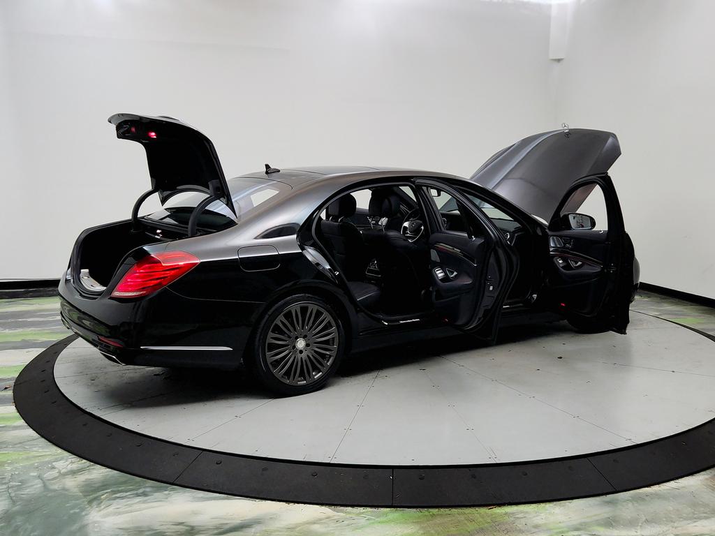 2016 Mercedes-Benz S-class - $18,945
