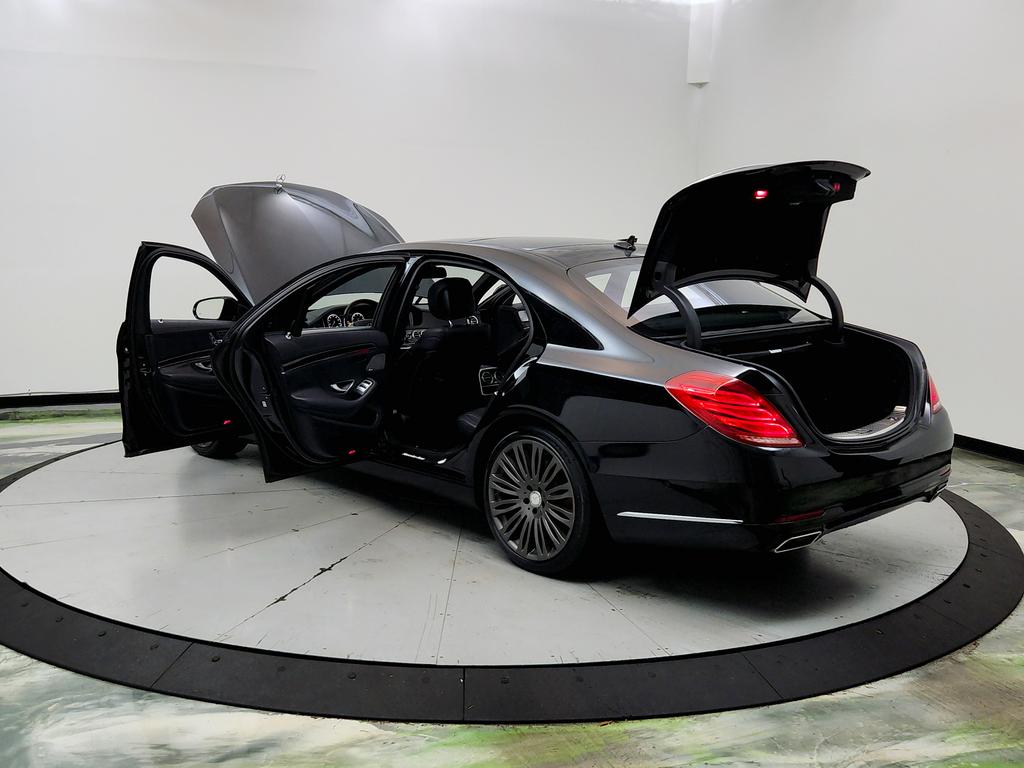 2016 Mercedes-Benz S-class - $18,945