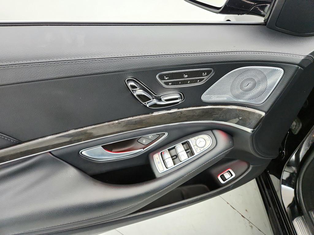 2016 Mercedes-Benz S-class - $18,945
