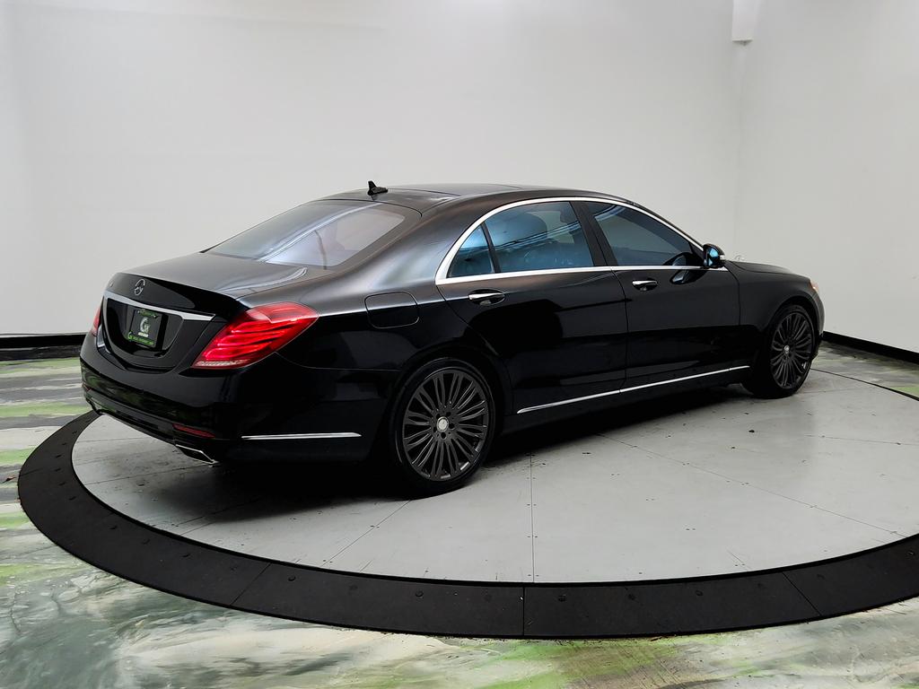 2016 Mercedes-Benz S-class - $18,945