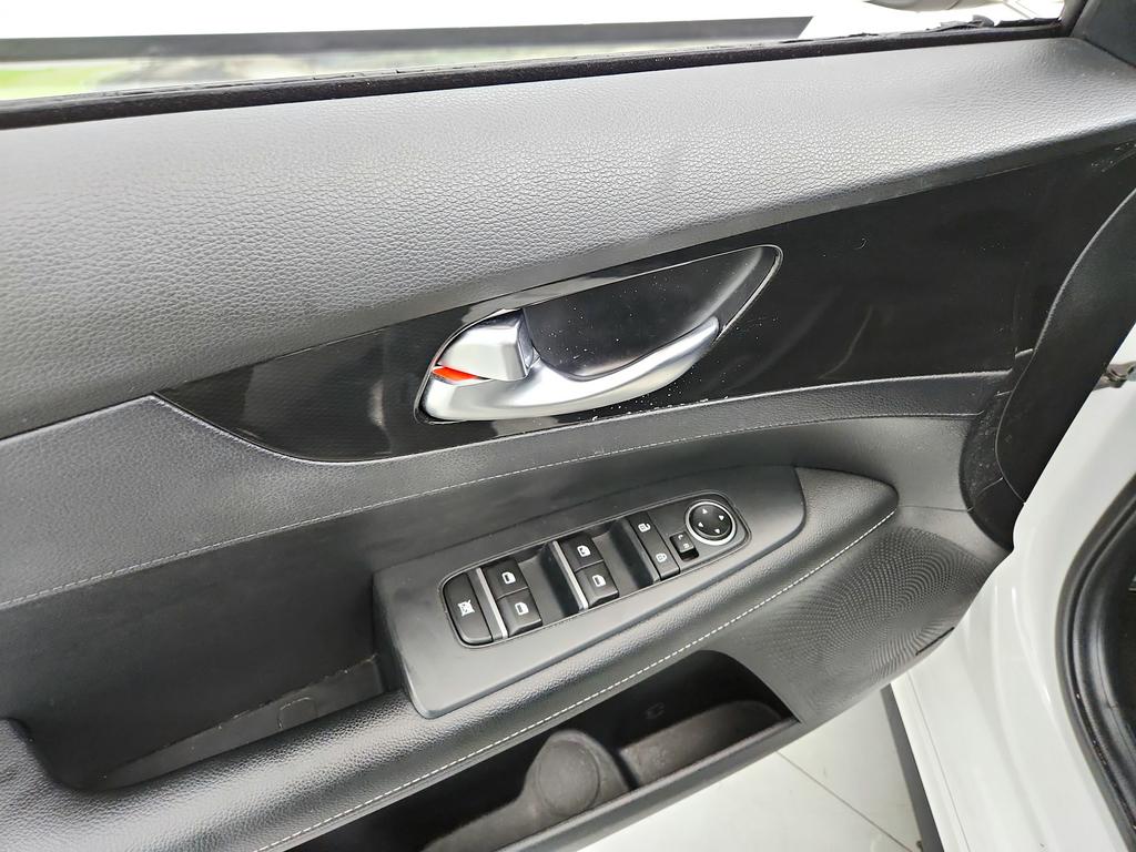 2020 Kia Forte - $13,945