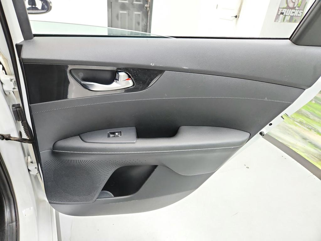 2020 Kia Forte - $13,945