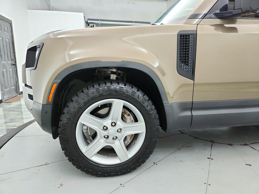 2020 Land Rover Defender - $30,645
