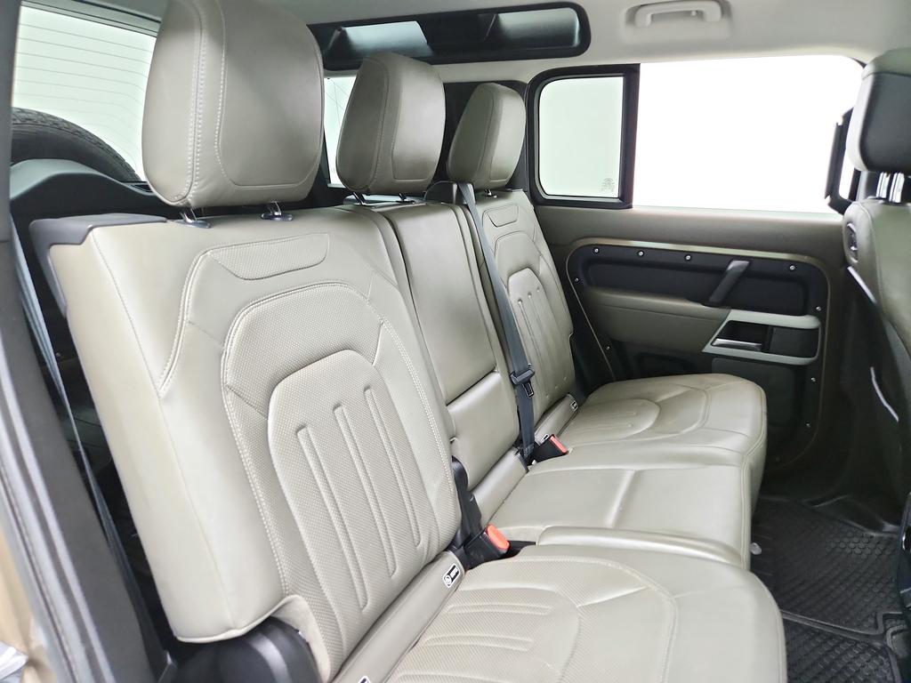 2020 Land Rover Defender - $30,645