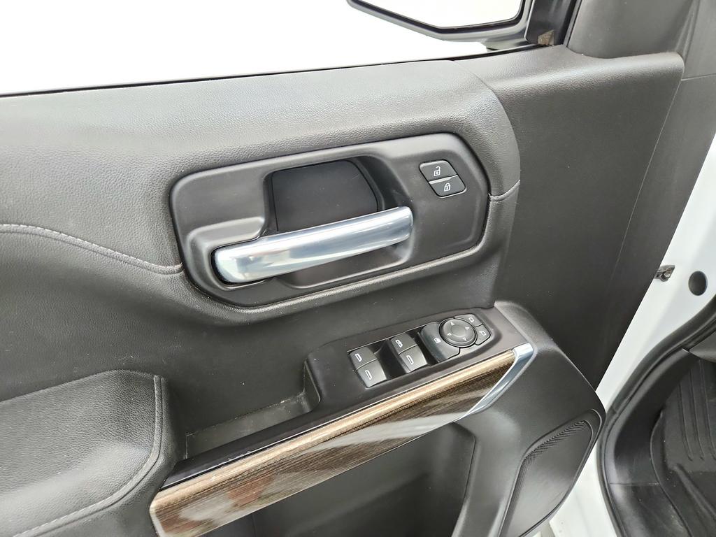 2019 Chevrolet Silverado - $16,895