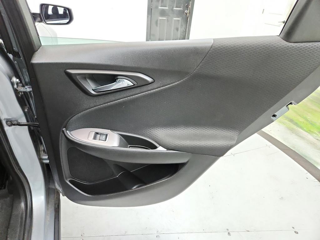 2024 Chevrolet Malibu - $14,895