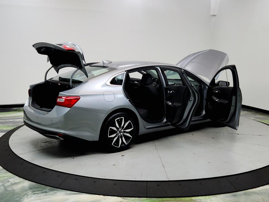 2024 Chevrolet Malibu - $14,895