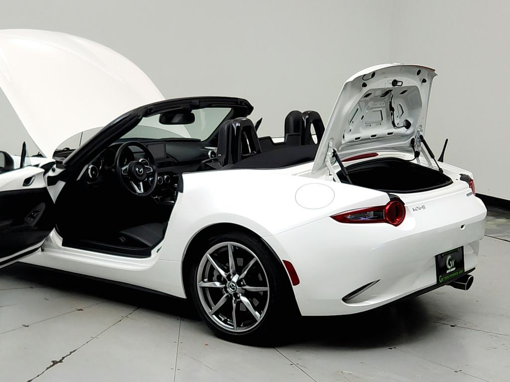 2022 MAZDA MX-5 - $26,445