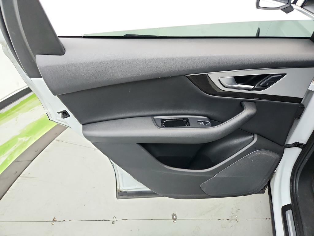 2019 Audi Q7 - $10,995