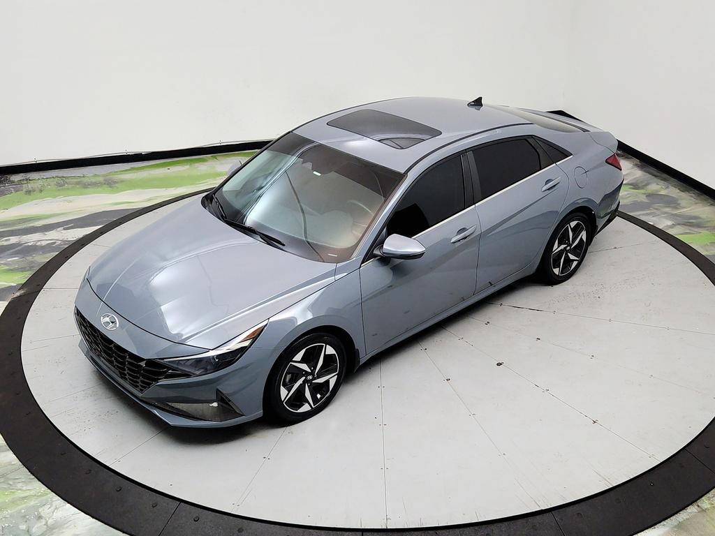 2022 Hyundai Elantra - $14,950
