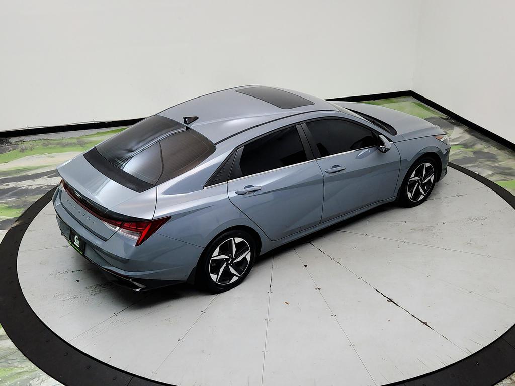 2022 Hyundai Elantra - $14,950