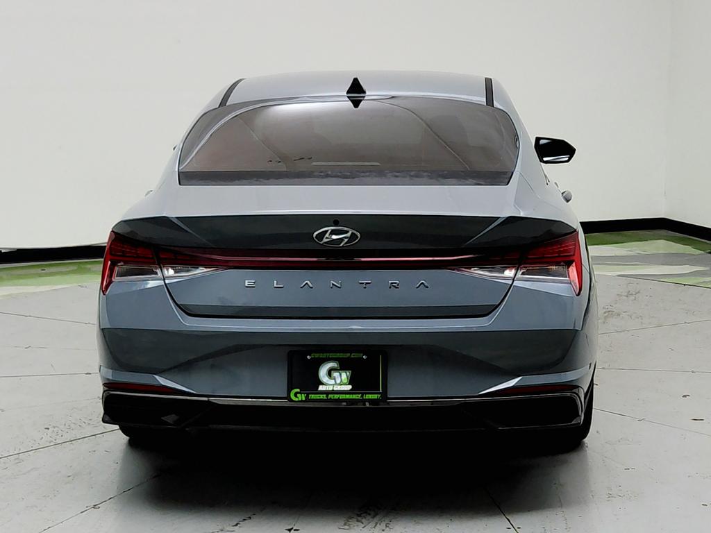 2022 Hyundai Elantra - $14,950