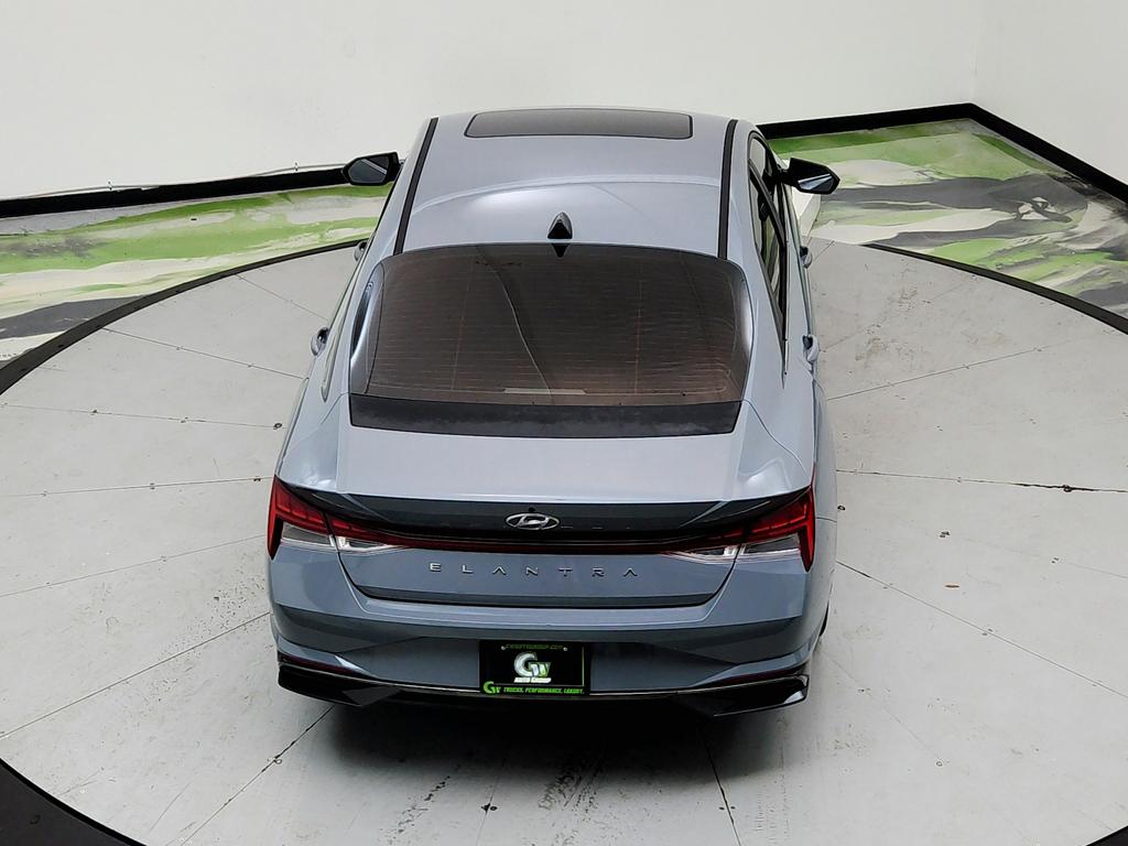 2022 Hyundai Elantra - $14,950