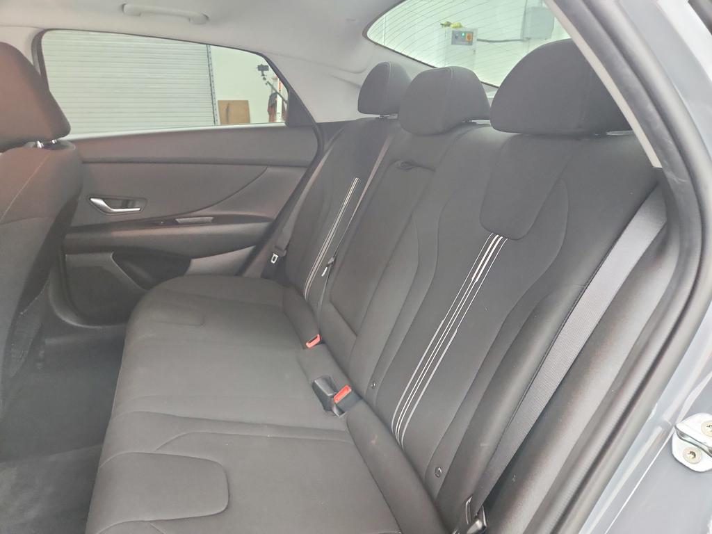 2022 Hyundai Elantra - $14,950