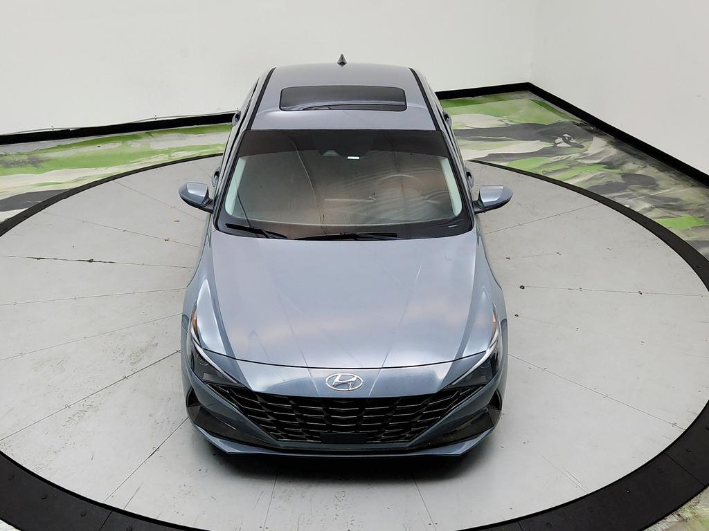 2022 Hyundai Elantra - $14,950