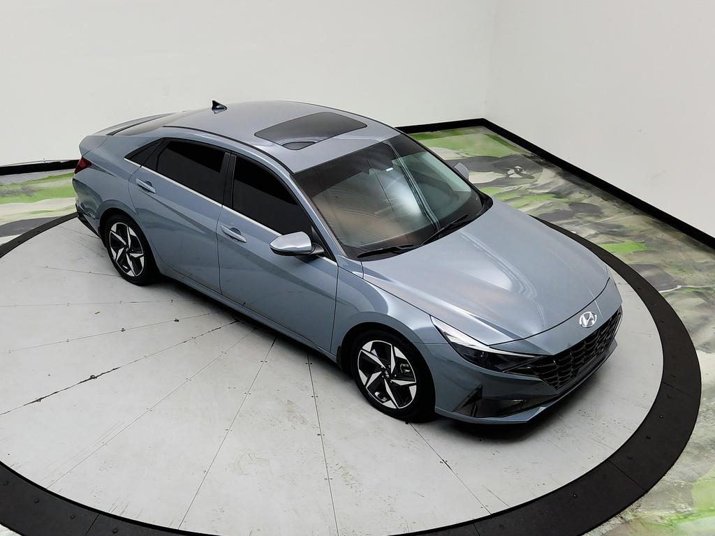 2022 Hyundai Elantra - $14,950