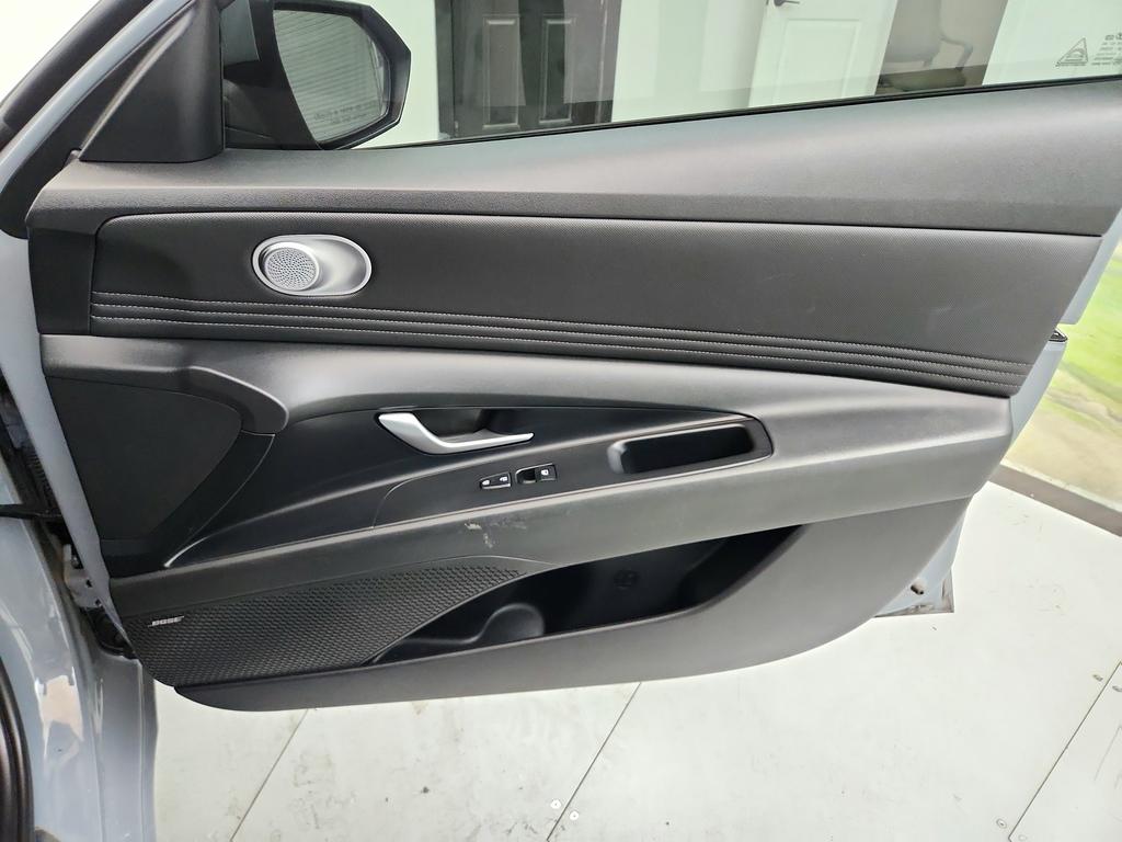 2022 Hyundai Elantra - $14,950
