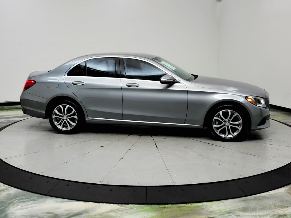 2015 Mercedes-Benz C-Class - $9,895
