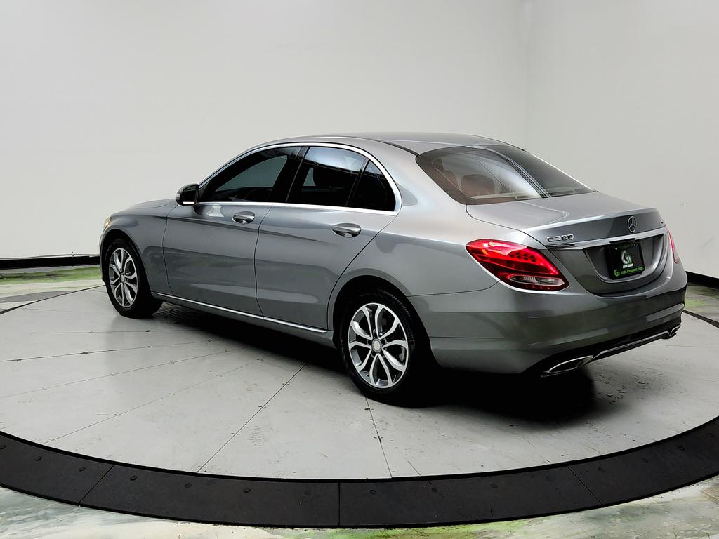 2015 Mercedes-Benz C-Class - $9,895