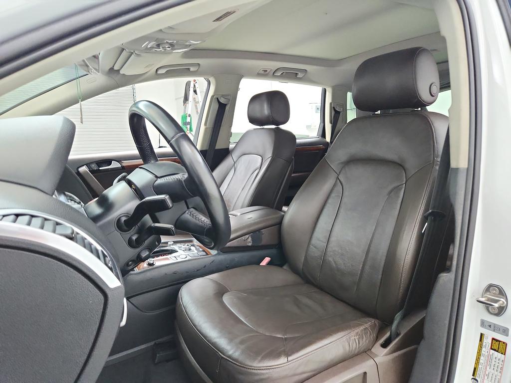 2014 Audi Q7 - $9,950