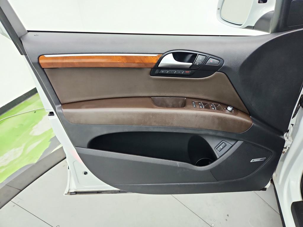 2014 Audi Q7 - $9,950