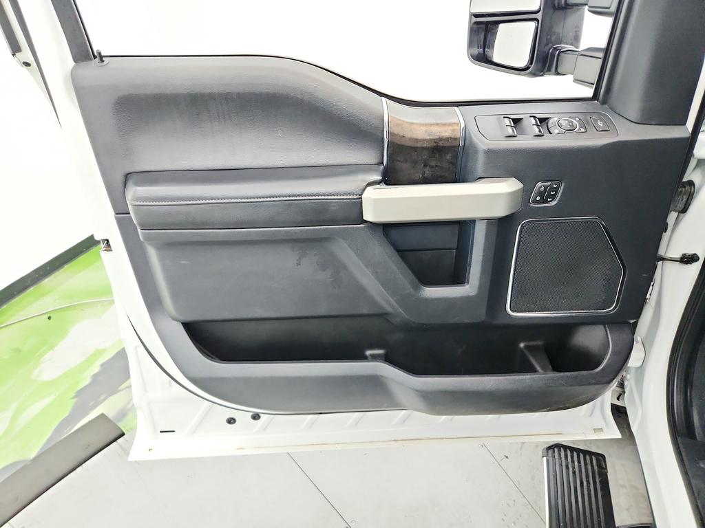 2022 Ford F-250 - $57,645