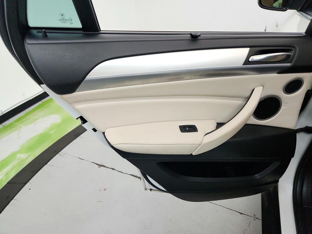2013 BMW X6 - $6,845