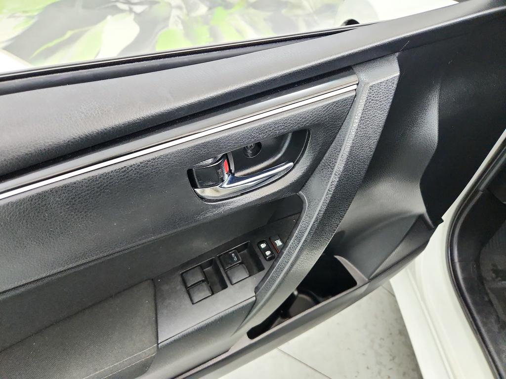 2019 Toyota Corolla - $8,945