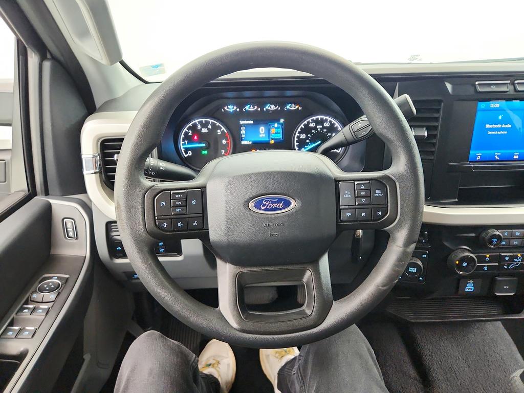 2023 Ford F-350 - $40,795