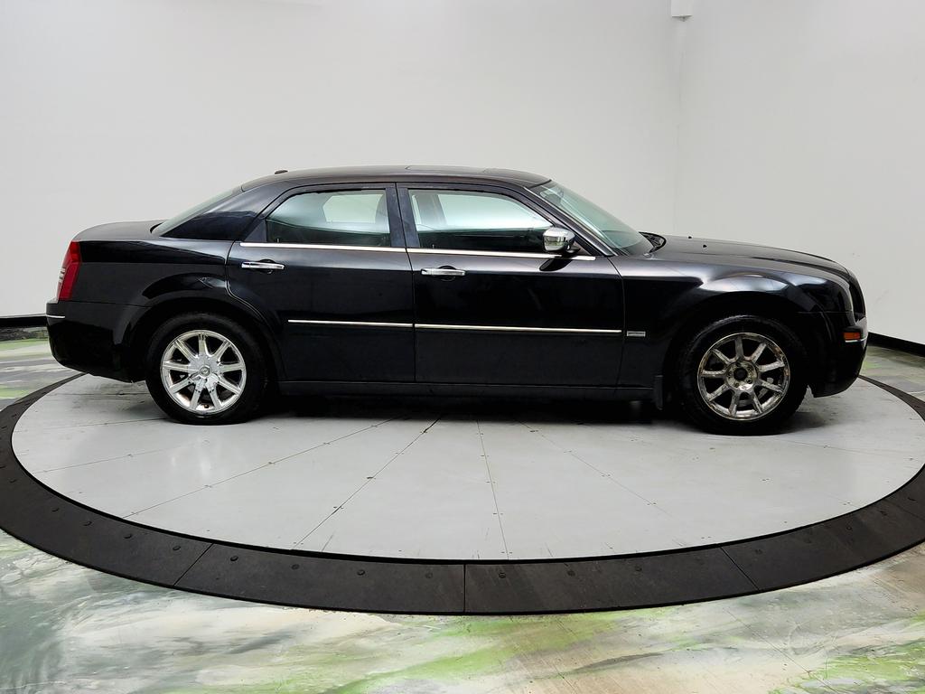 2010 Chrysler 300 - $6,995
