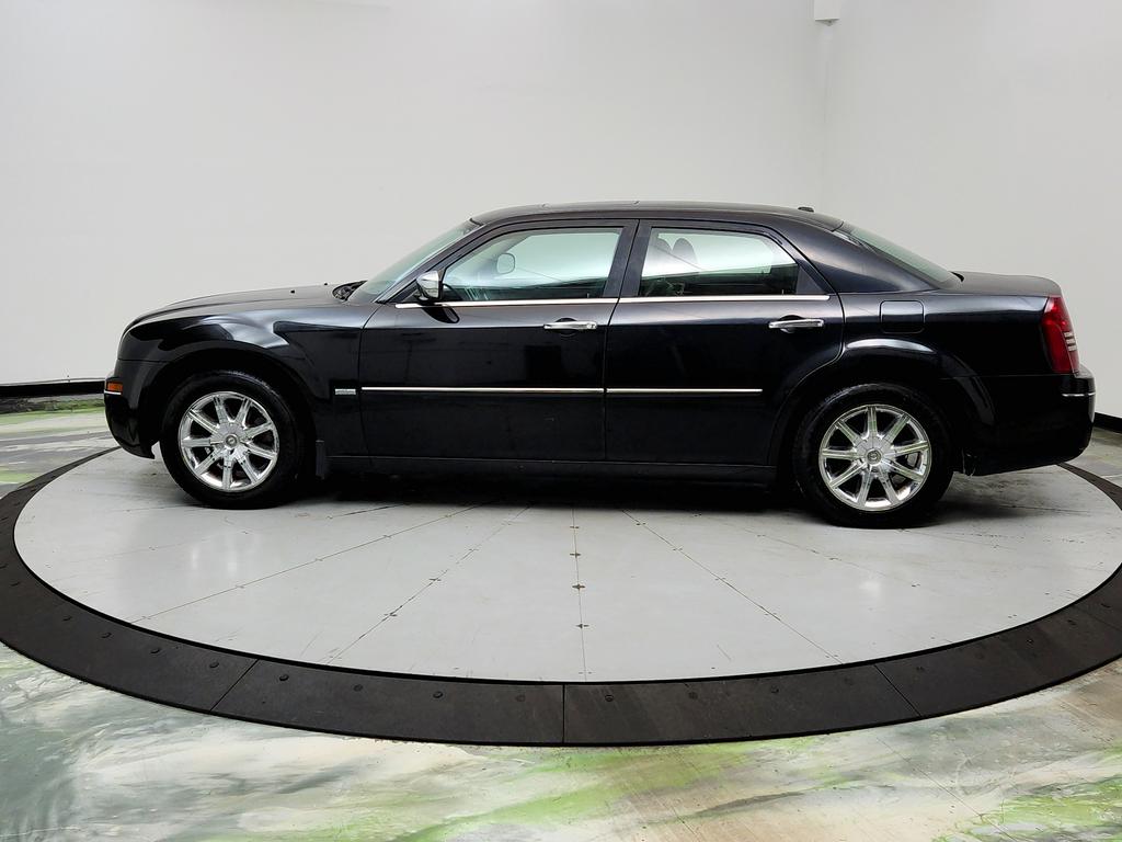 2010 Chrysler 300 - $6,995