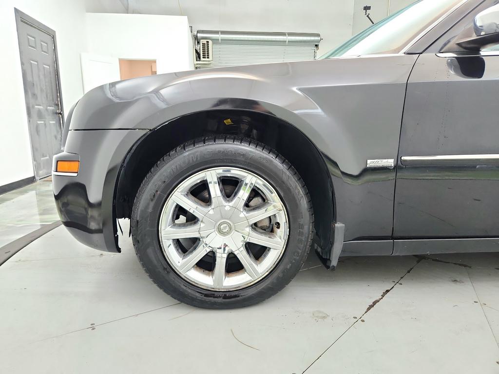 2010 Chrysler 300 - $6,995