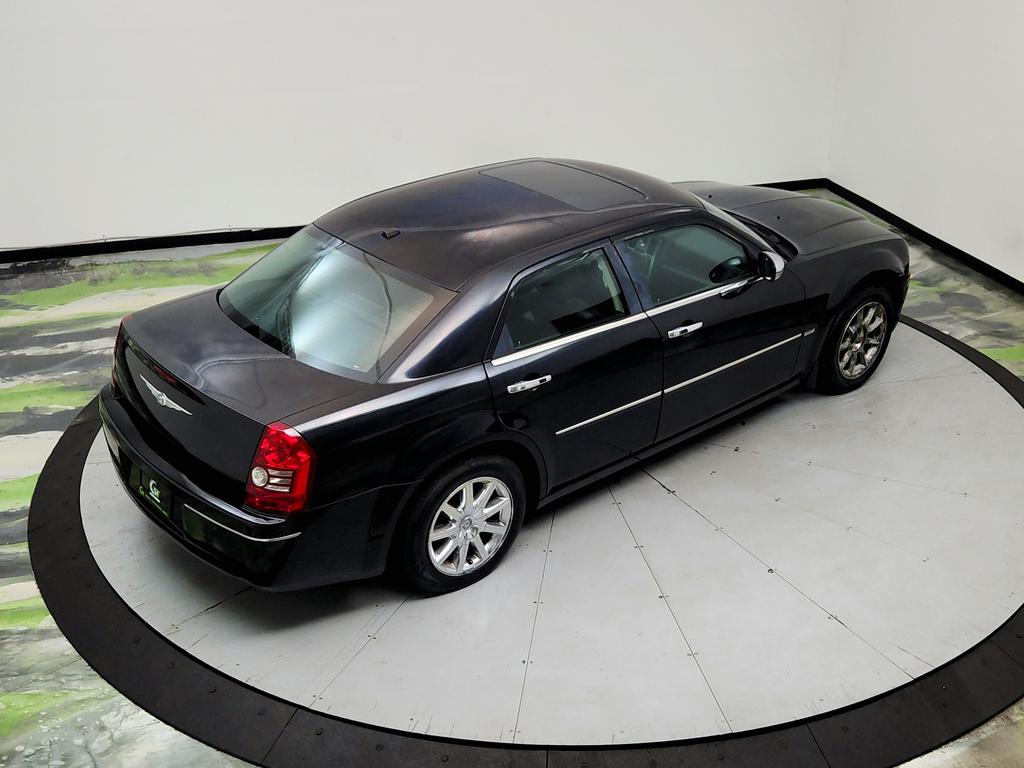 2010 Chrysler 300 - $6,995